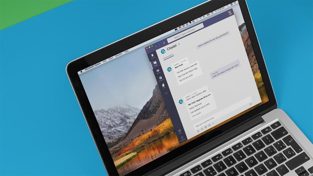 Latptop with an open chat with a chatbot