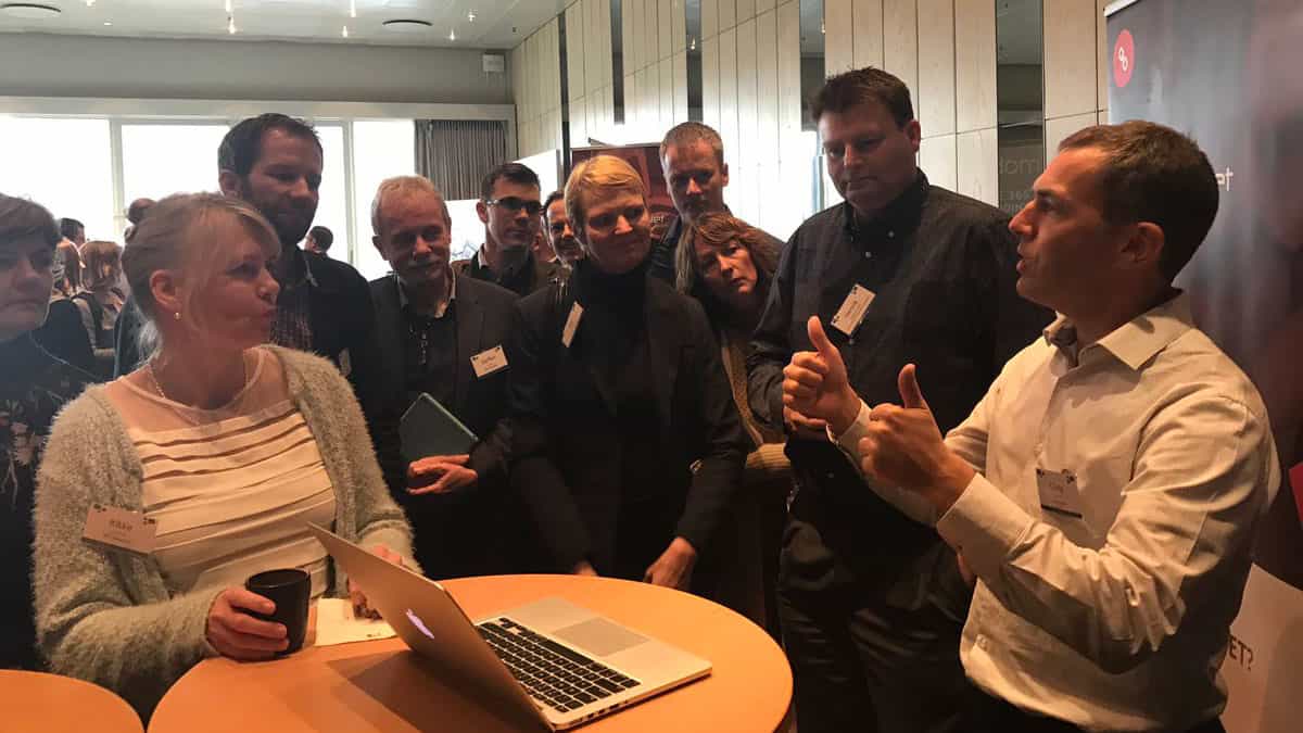 Chris McGrath and attendees discuss chatbots